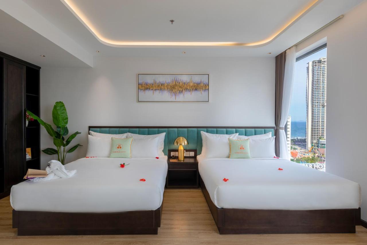Cordial Grand Hotel Da Nang Beach - Infinity Rooftop Pool エクステリア 写真