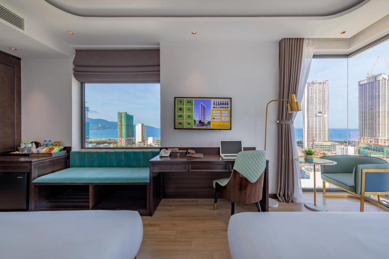 Cordial Grand Hotel Da Nang Beach - Infinity Rooftop Pool エクステリア 写真